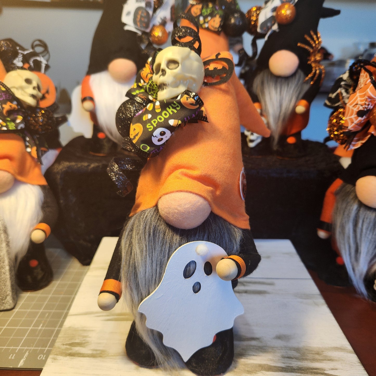 HALLOWEEN Gnomes